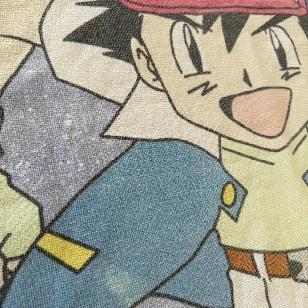 Vintage 1999 2000 Nintendo Pokemon Pikachu Beach Towel Gotta Catch Em All Bleach